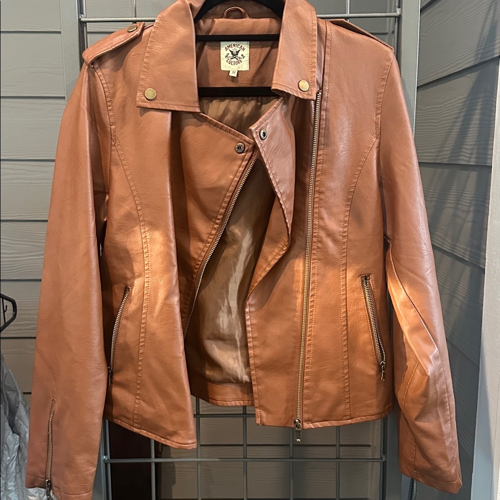 AMERICAN CULTURE NWOT WOMENS size Medium NEW VEGAN LEATHER JACKET